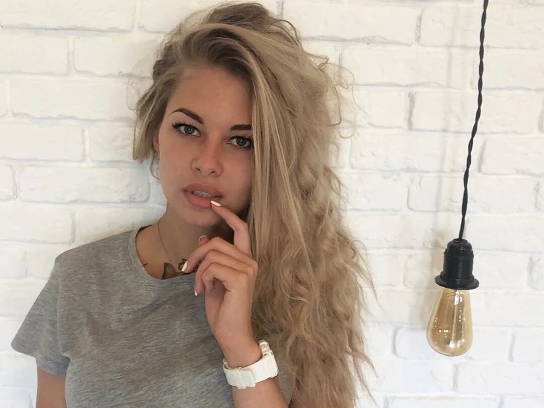 Хромина дом 2. Лена хромина дом 2. Лена хромина. Лене хроминой. Лена хромина из дом 2.