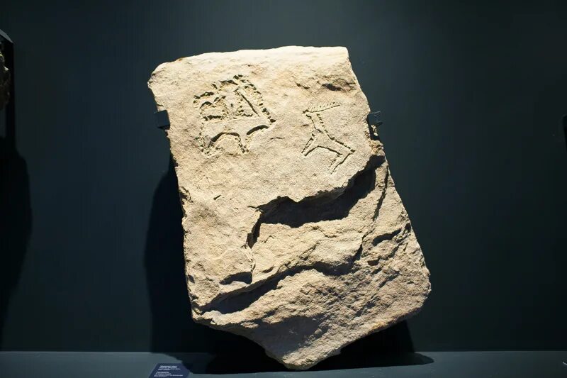 Летопись в камне. Летопись на камне. Летопись в камне. Егошихинское кладбище пермь. Близкая и загадочная».