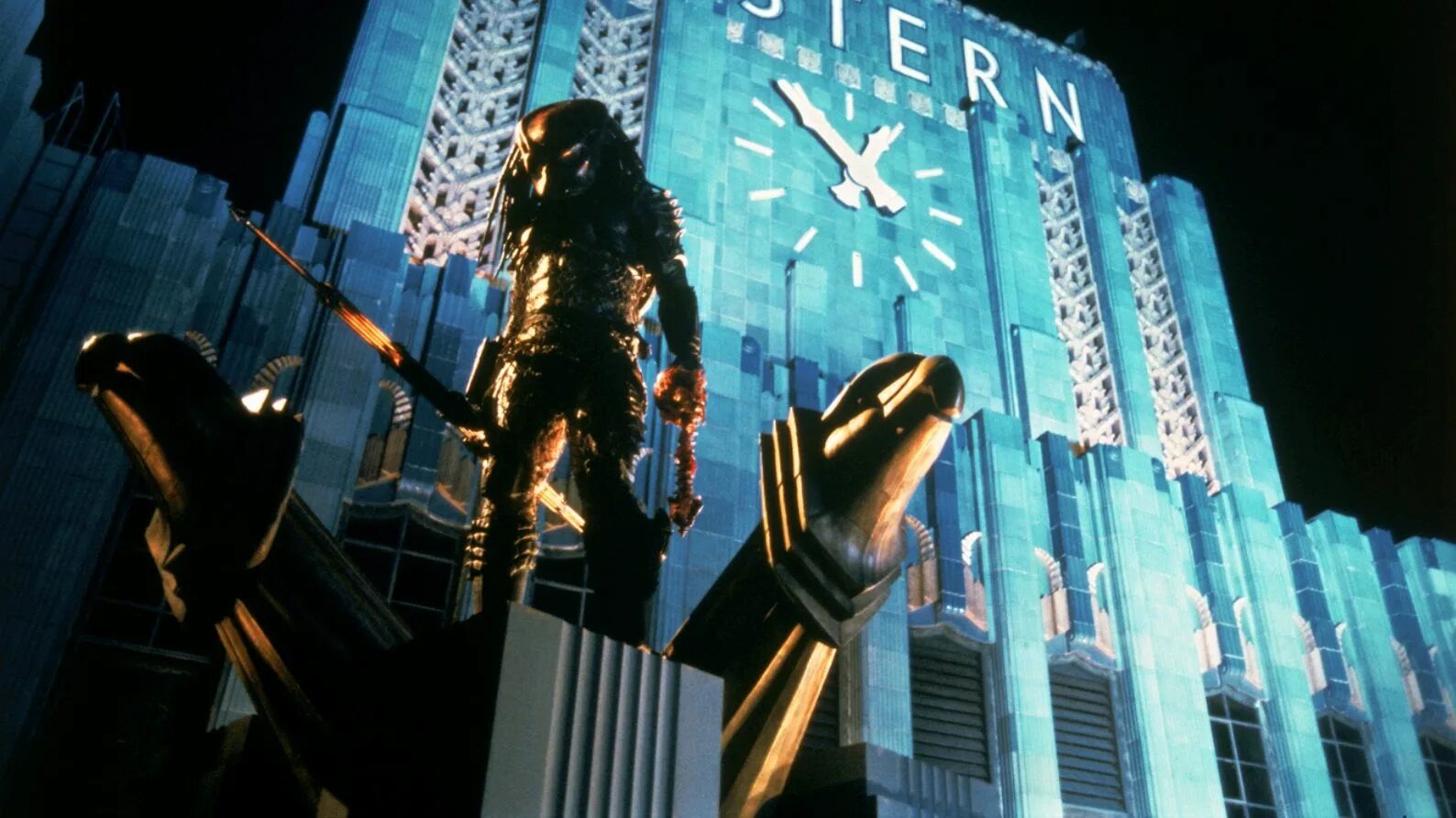 Хищник 2 1990. Хищник 2 (Predator 2).