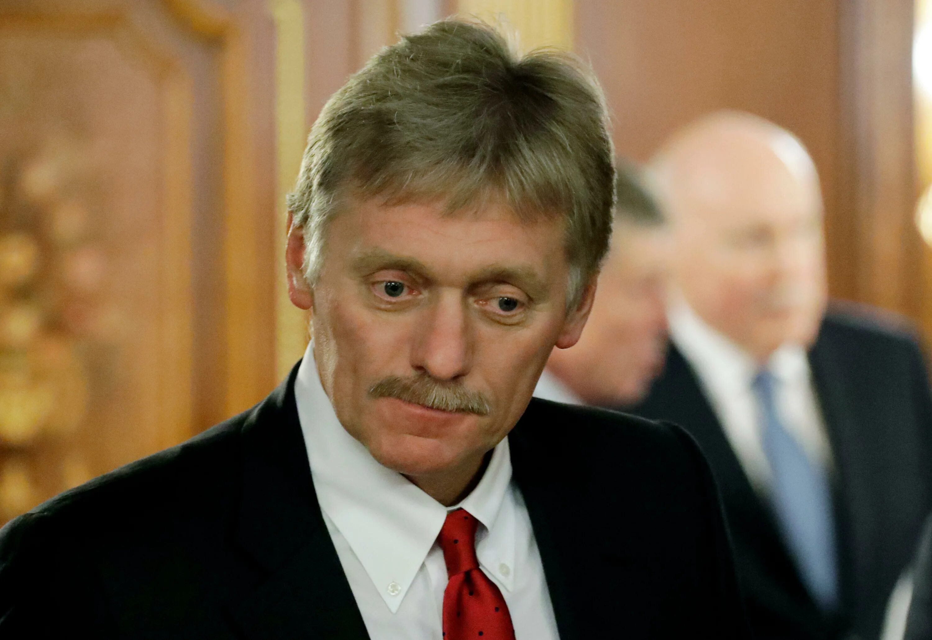 Мистер песков. Мистер песков. Мистер песков. Мистер песков. Песков фото.