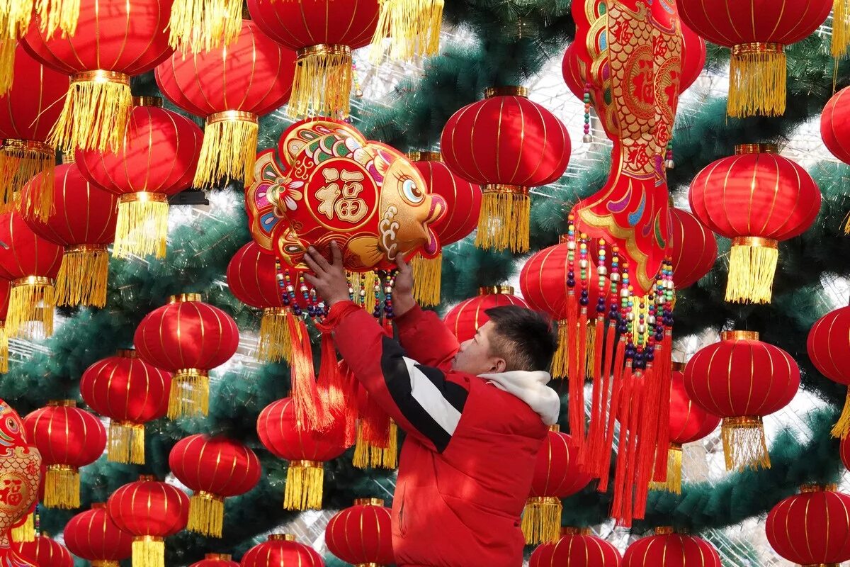 Китайский новый год (Chinese New year). Праздник фонарей Юаньсяо в Китае. Праздник новый год в Китае. Фестиваль фонарей в Китае. Точное время китайского нового года