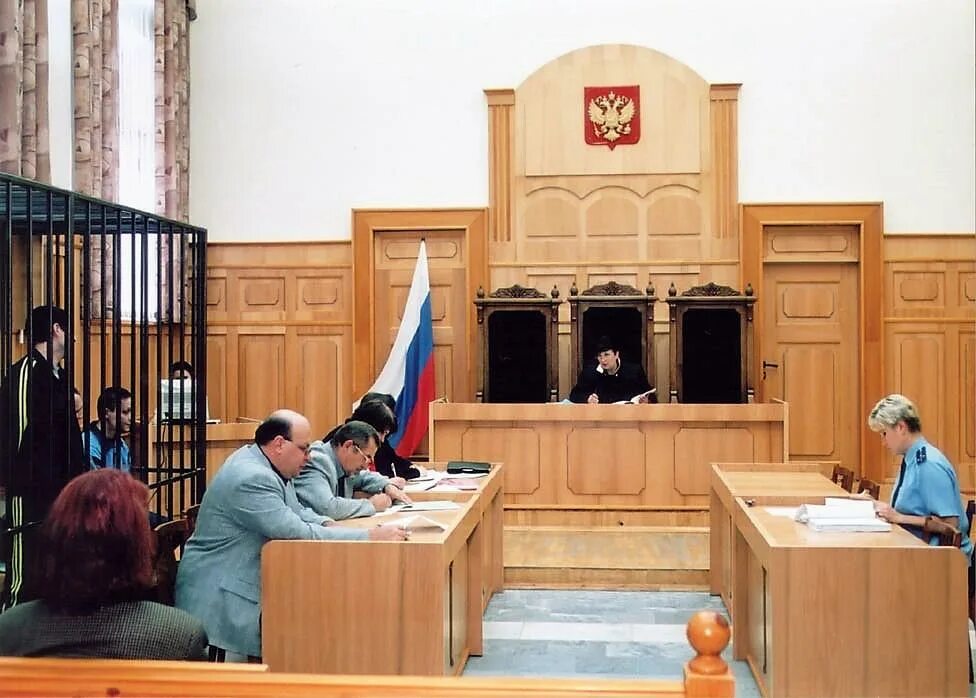Проведение судебного заседания по уголовному делу