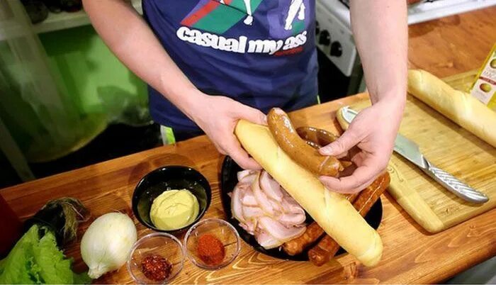 Корндог. Как готовить догу. Корн-доги (сосиски в кукурузной муке). 5. Ход док.