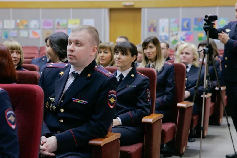 УВД по ЦАО. ЦАО МВД Москва. УВД по ЦАО ГУ МВД России по г Москве. ЭКЦ УВД по ЦАО. Мвд россии метро