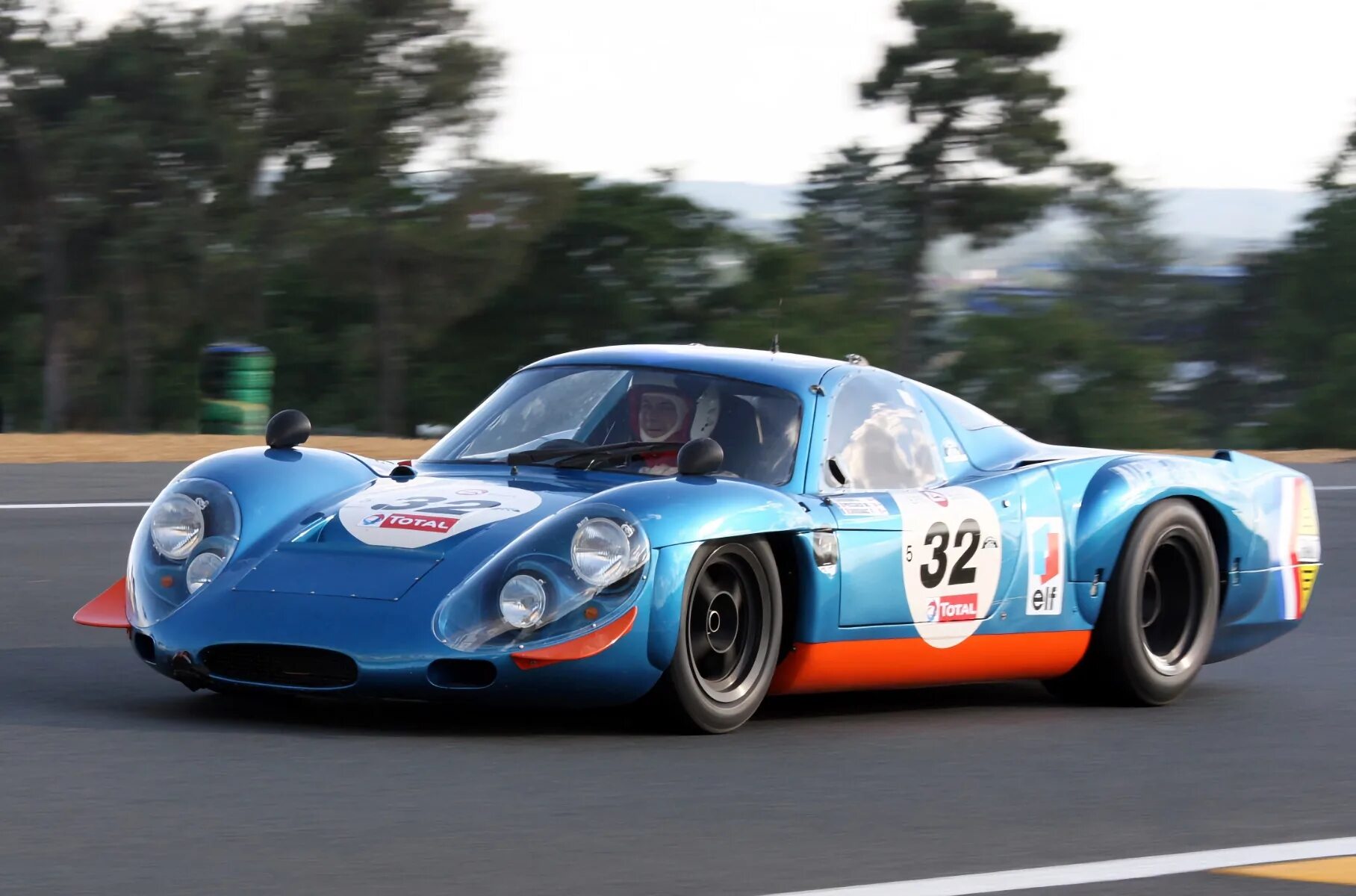 Даё ауди. Race car. Nissan signature racing lmp2 2011. Машина на 6 часов. Машина на 6 часов.