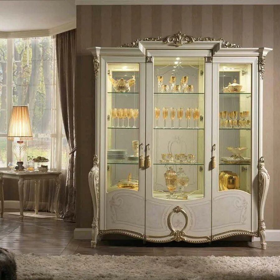 Витрина arredo Classic - Leonardo. Посудный шкаф Mario Villanova. Витрина Верди слоновая кость. Итальянская стенка риомбини 1762. Витрины слоновой кости