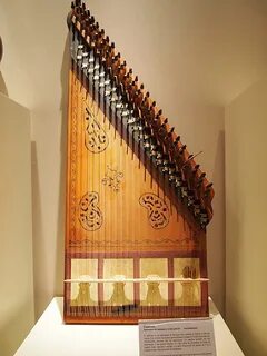 Армянский инструмент канон