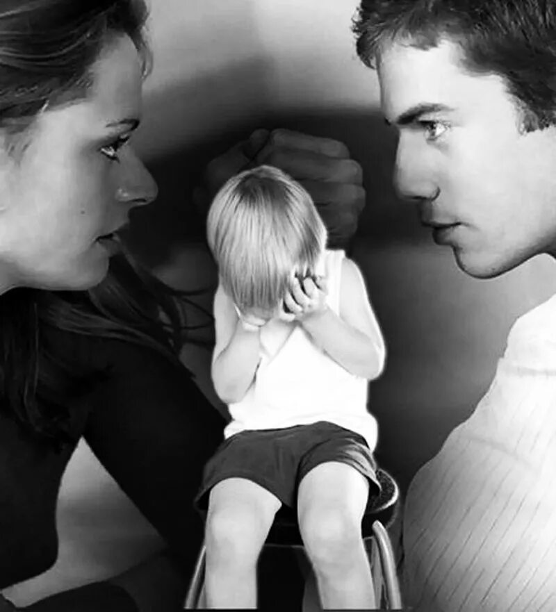 проживание с родителями. супруги и свекровь. мужчина с дочкой. маменькин сынок. отношения со свекровью.