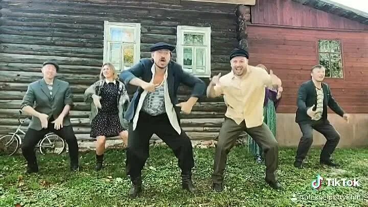 Сумишевский и а. Песня ах вечерок а рядом милая слушать. Песня ах вечерок а рядом милая слушать. Песня ах вечерок а рядом милая слушать. Песня ах вечерок а рядом милая слушать.