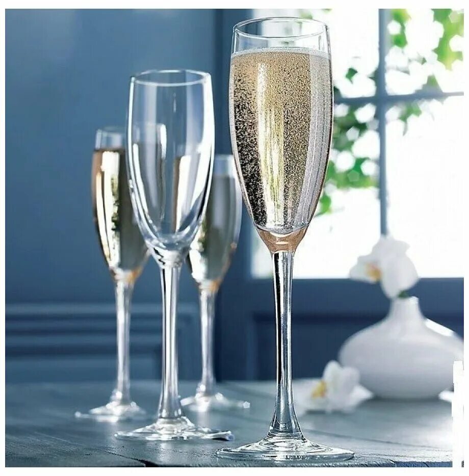 Шампанское 6. Пино гриджио игристое брют. Перрье жуэ белль эпок блан де блан. Самые большие бутылки шампанского. Набор фужеров для шампанского сигнатюр (эталон) 3 шт.