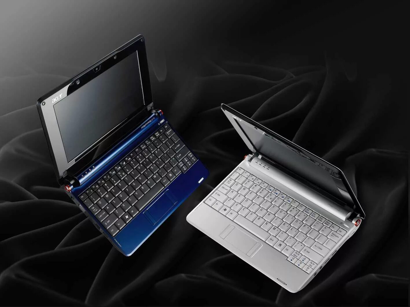 Aspire one a110. Acer Aspire one 150. Netbook 2009. Ноутбук и нетбук. Экран простого ноутбука