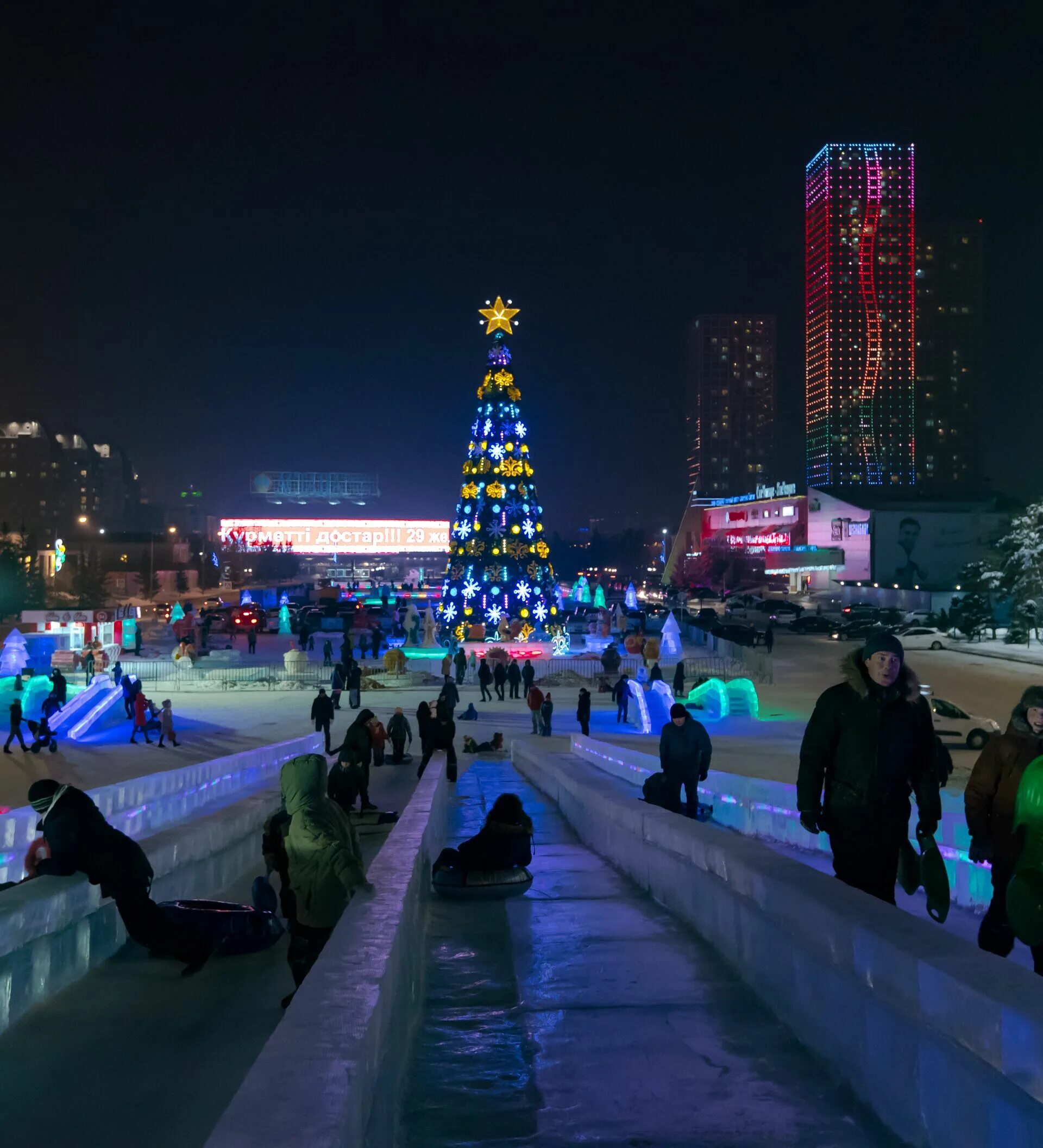 Астана зима. Астана Казахстан зимой. Астана новый год. Астана Мороз. Астана куда можно сходить