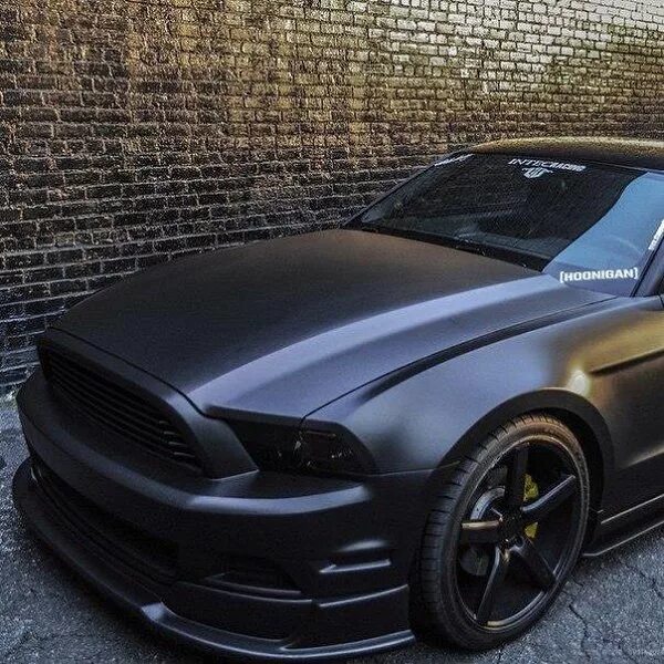 Матовый мустанг. Форд мустанг matte. Ford mustang матовый. Матовый мустанг. Форд мустанг черный матовый.