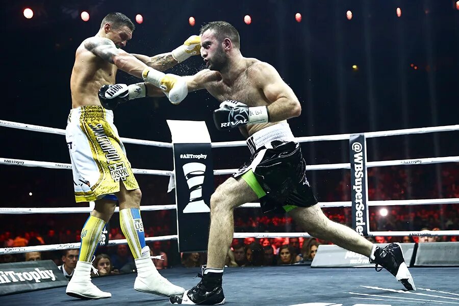 Бой мурата усика. Гасиев гиф. Гасиев гиф. Гасиев гиф. Усик с поясом wbc.