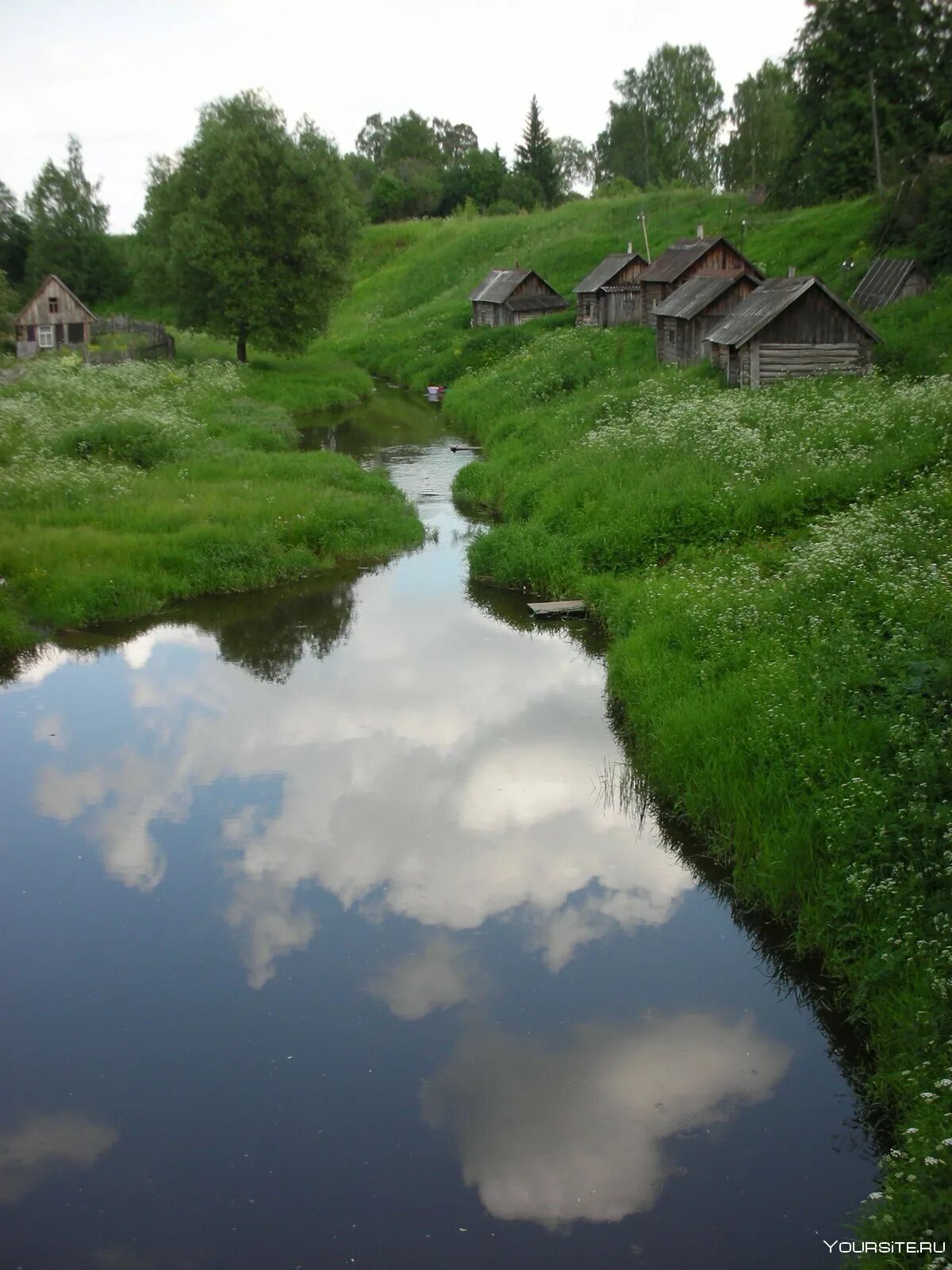 Село качен. Германия горд нейштрелец деревня фюрстензее. Немецкий поселок назаршо додхудоев. Деревенская катюша. Село качен.