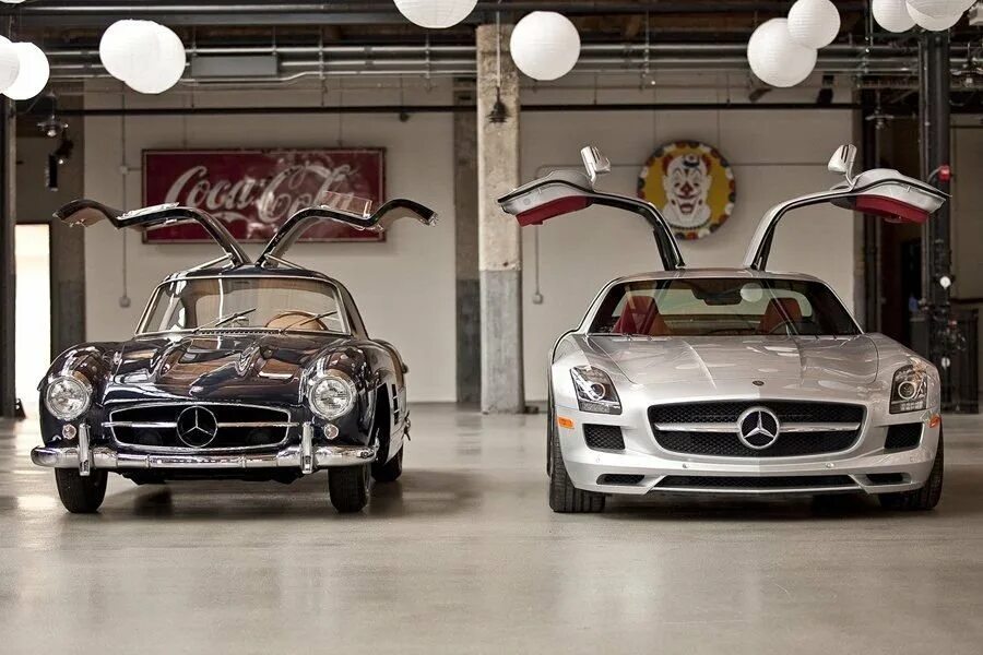 Все новое давно. Mercedes SLS AMG 300. Mercedes 300sl. Mercedes 300sl SLS. Mercedes SLS 1969.