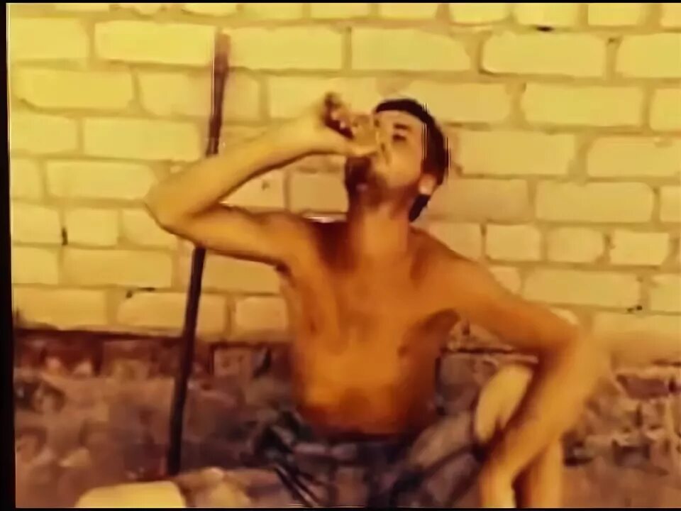 Не пьет одеколон слушать песня. Не пьет одеколон слушать песня