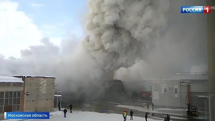 14 школа ногинск пожар. 14 школа ногинск пожар. пожар в ногинске сегодня. сгорел склад в ногинске. 10 школа бомба.