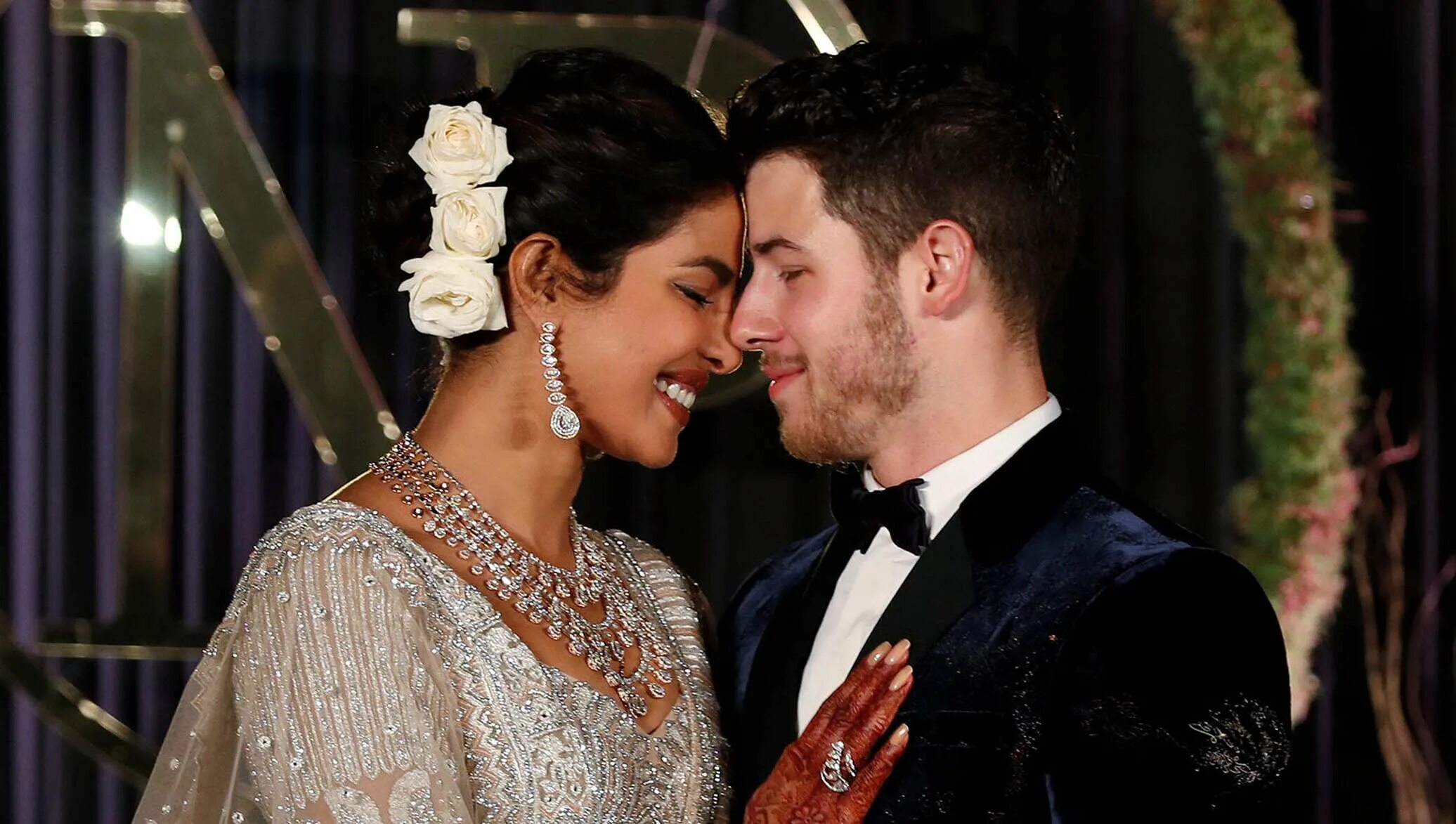 Priyanka chopra jonas. Церемония ник. Церемония ник. Церемония ник. Никах обряд никаха.