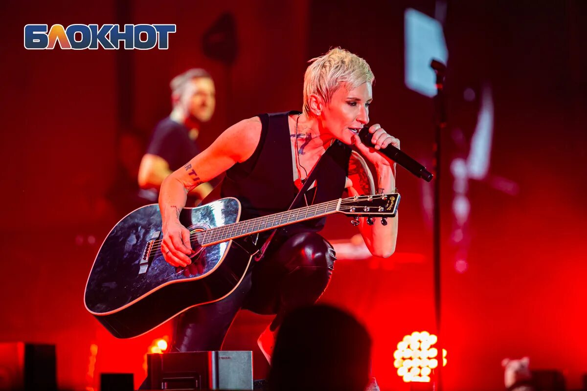 Арбенина концерты 2024 расписание. Арбенина концерты 2024 расписание. Выступление на стадионе. Арбенина концерты 2024 расписание. Арбенина концерт.