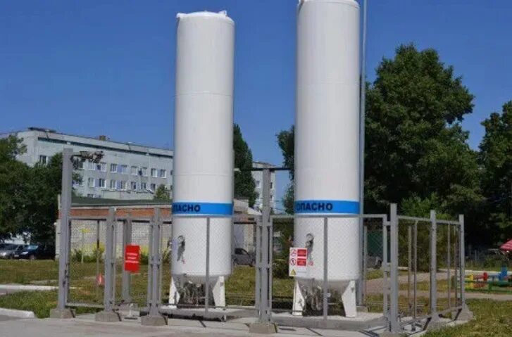 Газификатор. Газификатор сжиженных газов гсг-250/420. газификатор омский. газификатор медицинского кислорода. ограждение газификатора.