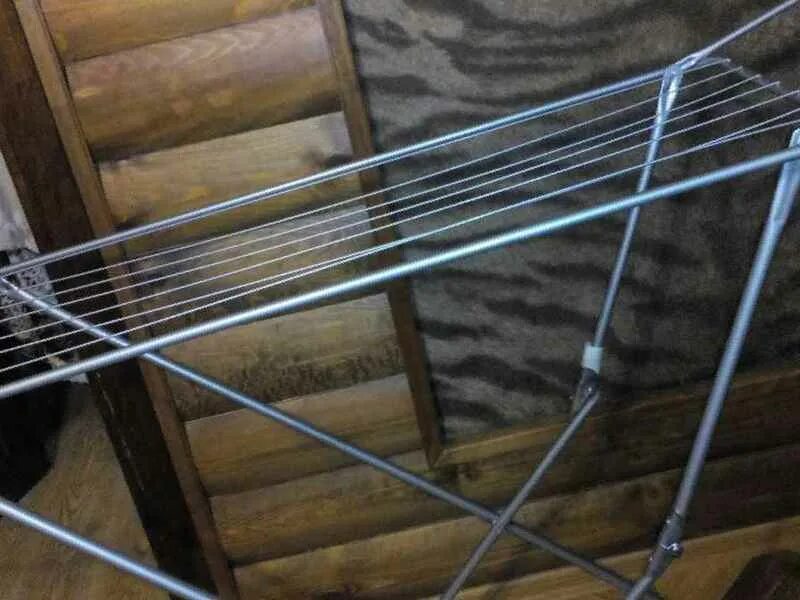 Сушилка для белья rocky 18. Сушилка для белья сломалась. Запаять сушилку для белья. Сушилка для белья mpd2250x0. Починить напольную сушилку.