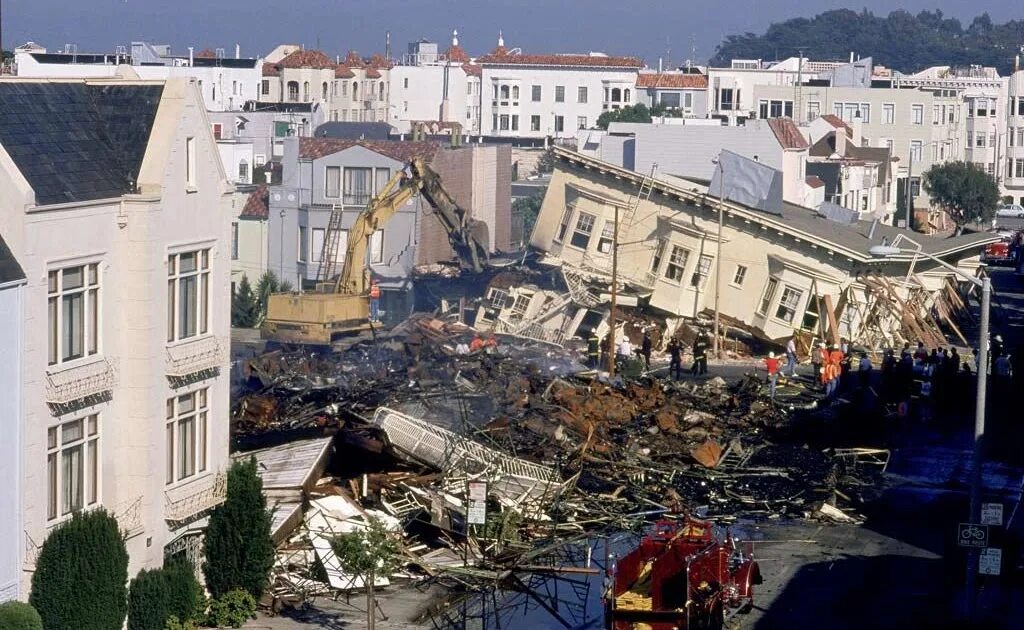 Сильнейшие землетрясения в америке. Землетрясение в Сан Франциско 1989. Землетрясение в Сан Франциско 1906. Сан-Франциско Калифорния 1906г. Землетрясение в Калифорнии лома-приета 1989.