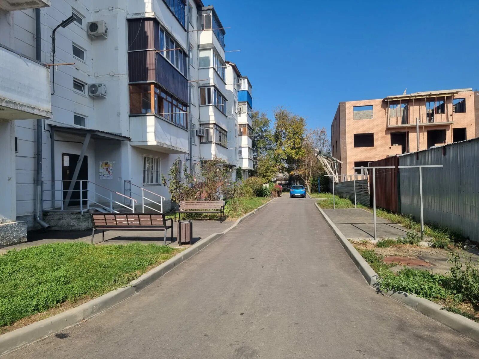 Майкоп 7 переулок. 7-й переулок майкоп. Республика адыгея майкоп вокзальный переулок 1 эксимер. 7 переулок 2а майкоп. Майкоп улица шовгенова 1.