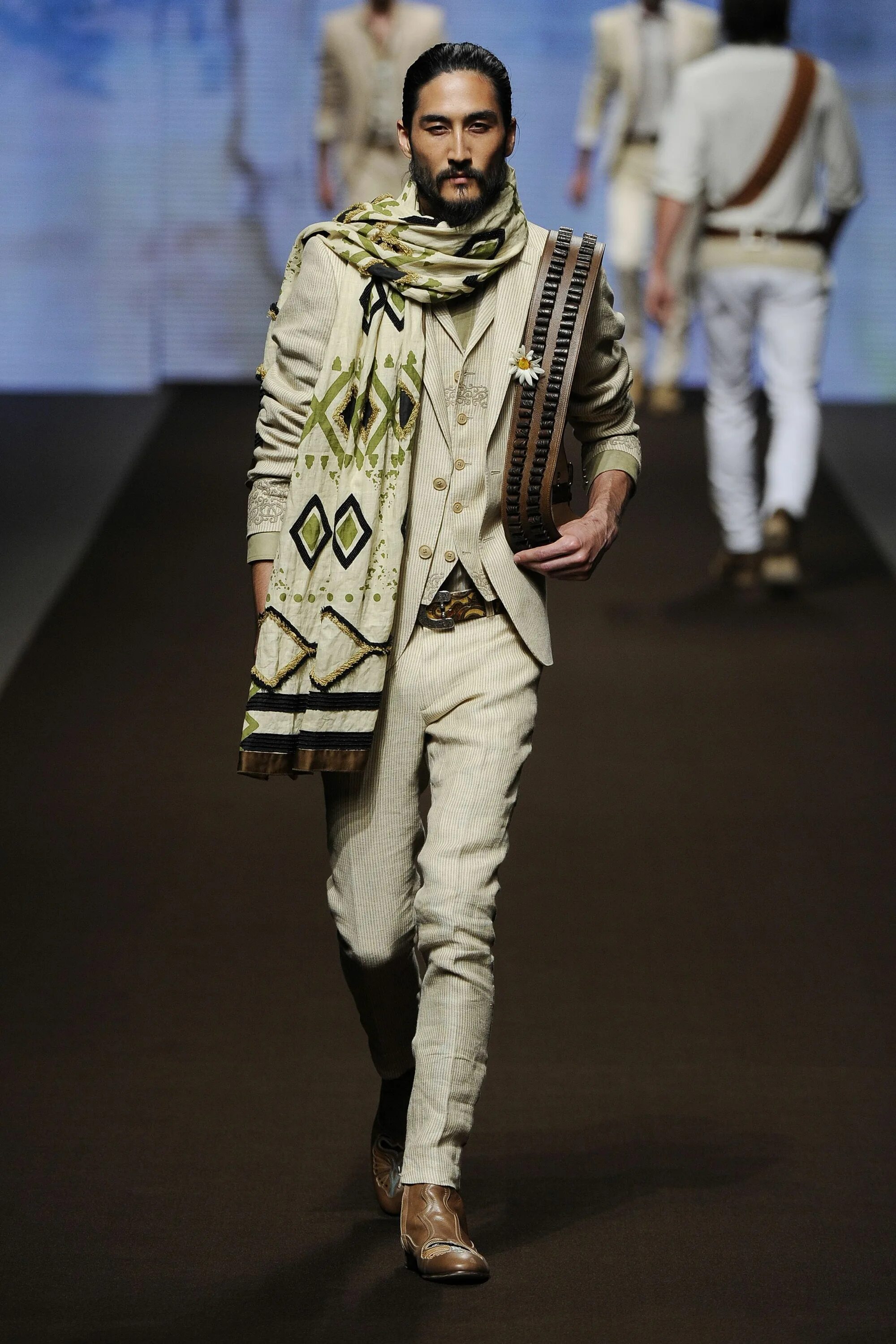 Mex одежда. Мексиканская мода мужская. etro одежда мужская. мужская мода мексика. мода в мексике мужчины.