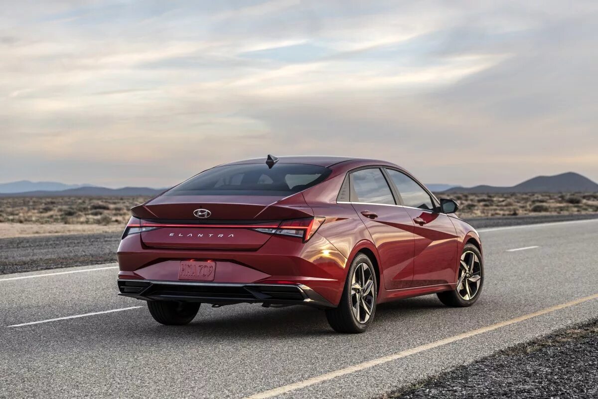 Hyundai Elantra 2021. Новая Hyundai Elantra 2021. Хендай Элантра 2020. Хендай Элантра 2022.