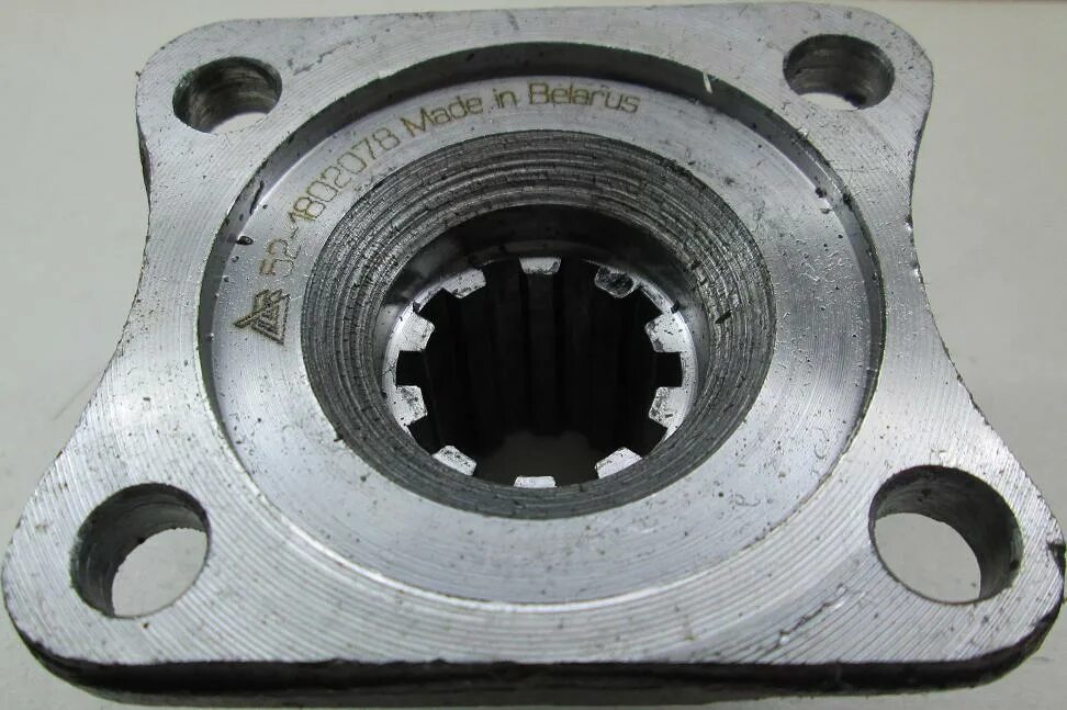 1521-2308017 фланец. Фланец промопоры мтз 72-2209014. 1521-2308017-01 фланец. 72-2308017 фланец. Фланец хвостовика мтз 82.