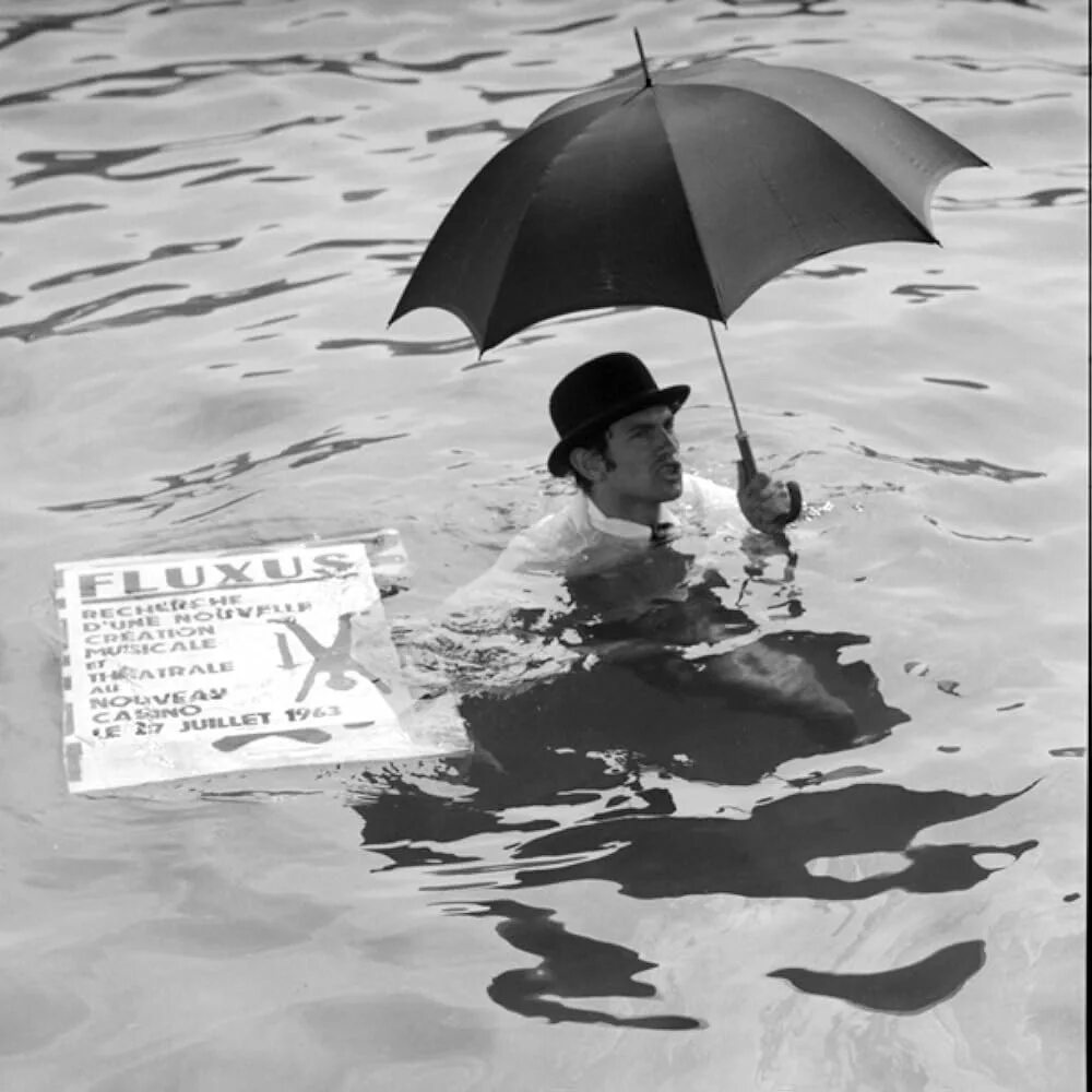 Fluxus start. Fluxus 1962. флюксус бойс. картинка fluxus. флюксус в искусстве.
