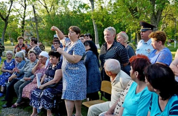 Октябрьский северского района краснодарского края. Северский район поселок Октябрьский. Пос Октябрьский Северский район Краснодарский. Рисоопытный Краснодарский край. Краснодвоский край посёлок Рисоопытный.