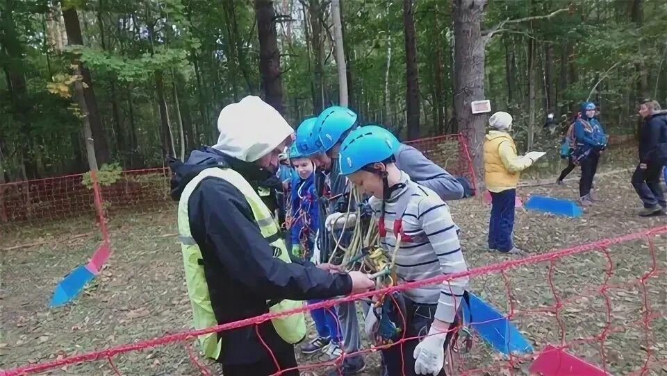 Спортивный туризм. Форма для спортивного туризма. Судьи по спортивному туризму. Судья спортивный туризм. Тренер по спортивному туризму.