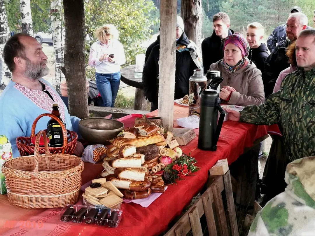 Славянские спасы. Славянские спасы. Древнеславянского спаса. Старославянский спас. Медовый спас конкурсы.