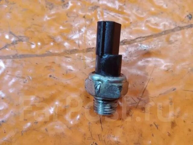 8200359627 датчик давления масла. Рено меган 2 датчик масла. Датчик давления масла рено магнум 2008 года. Датчик масла рено меган 2. Датчик масла рено меган 2.