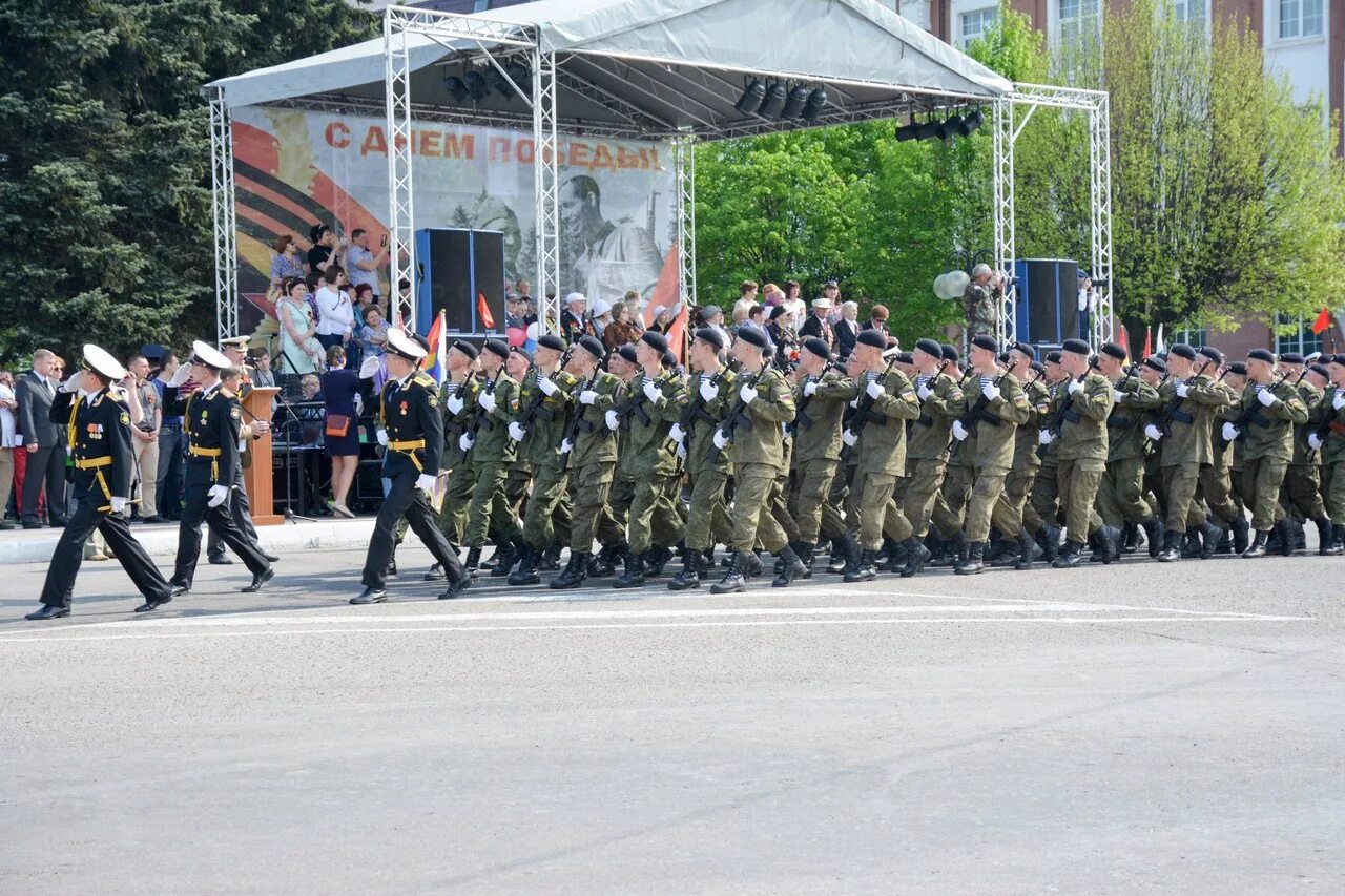 Погода на 10 дней гусева калининградской области. Гусев Калининградская область. Гусев (город). Гусев город 9 мая. 280 Калининград область г Гусев полк.