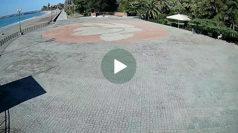 Вебкамеры абхазия и в реальном времени. Пицунда центральная набережная. Веб камеры абхазии новый афон. Набережная пицунды веб камера. Гагры абхазия веб камеры.