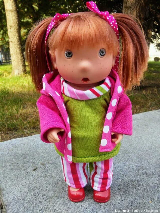 удивленная кукла. кукла удивленно стоит. кукла удивление своими руками. лицо удивленной куклы. удивлённая кукла.