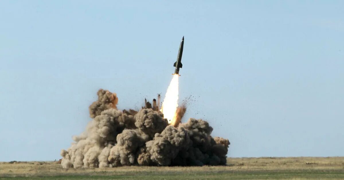 Р-5 баллистическая ракета. Брсд р-14. Ракеты средней дальности украины. Ракеты средней дальности украины. Першинг ракета.