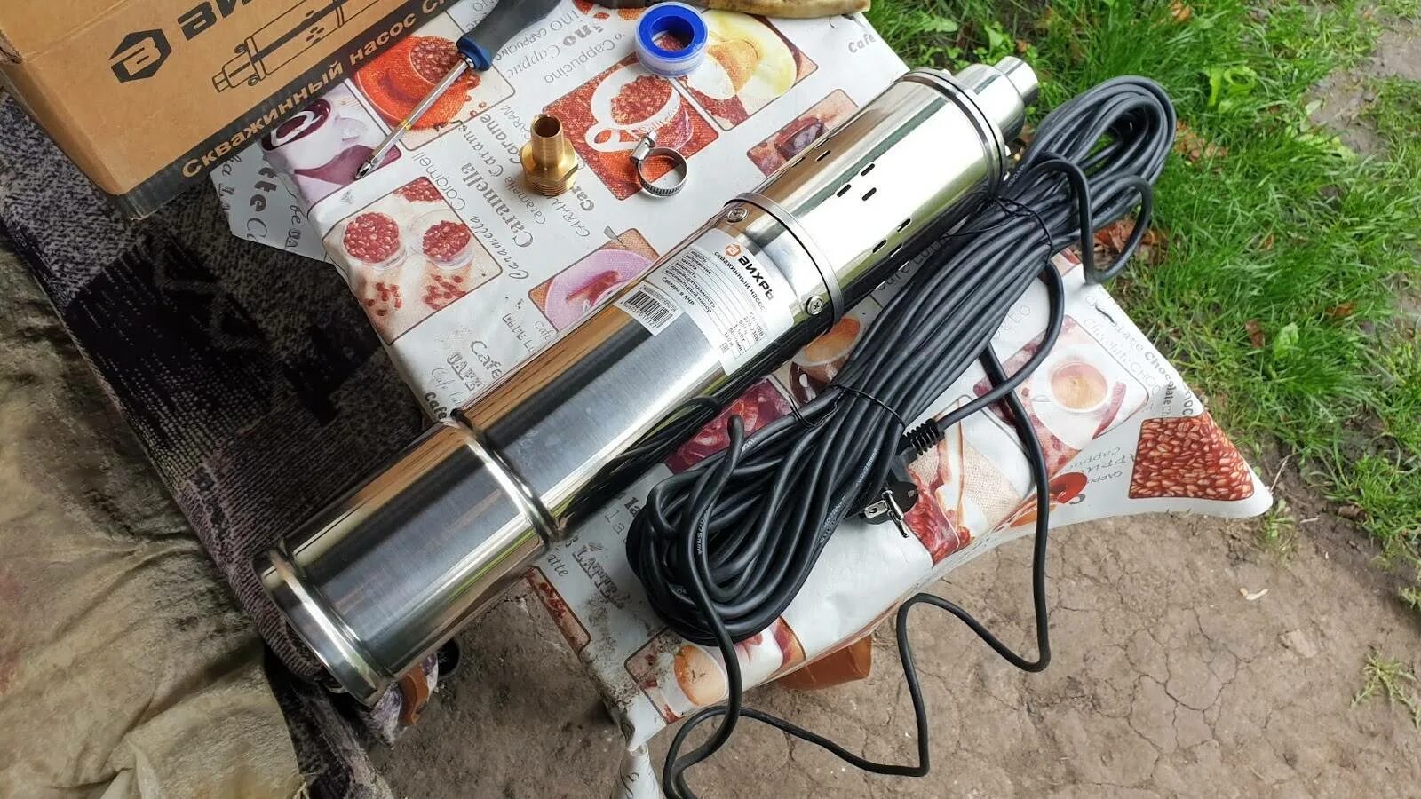 Как разобрать погружной насос. Дренажный насос вихрь дн-750 схема. Сборка крыльчатки насоса водолей. Дренажный насос гном 380в без поплавкового выключателя. Разбираем погружной насос водолей.