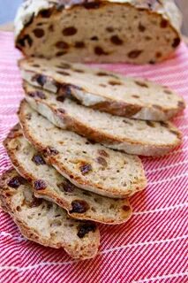 Хлеб с изюмом