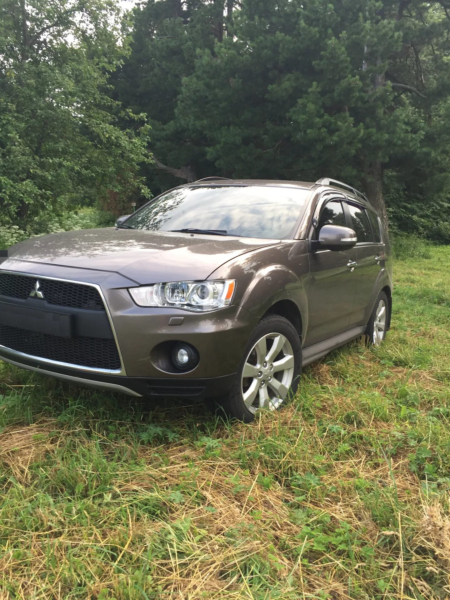 Mitsubishi Outlander XL 2010. Outlander XL 2. Митсубиси Аутлендер XL 2.4. Mitsubishi Outlander XL II.