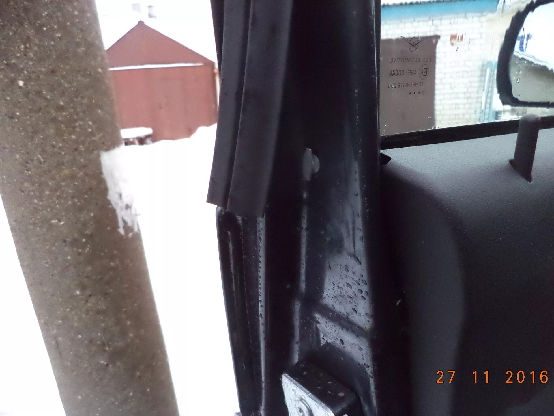 Уплотнитель двери задка уаз