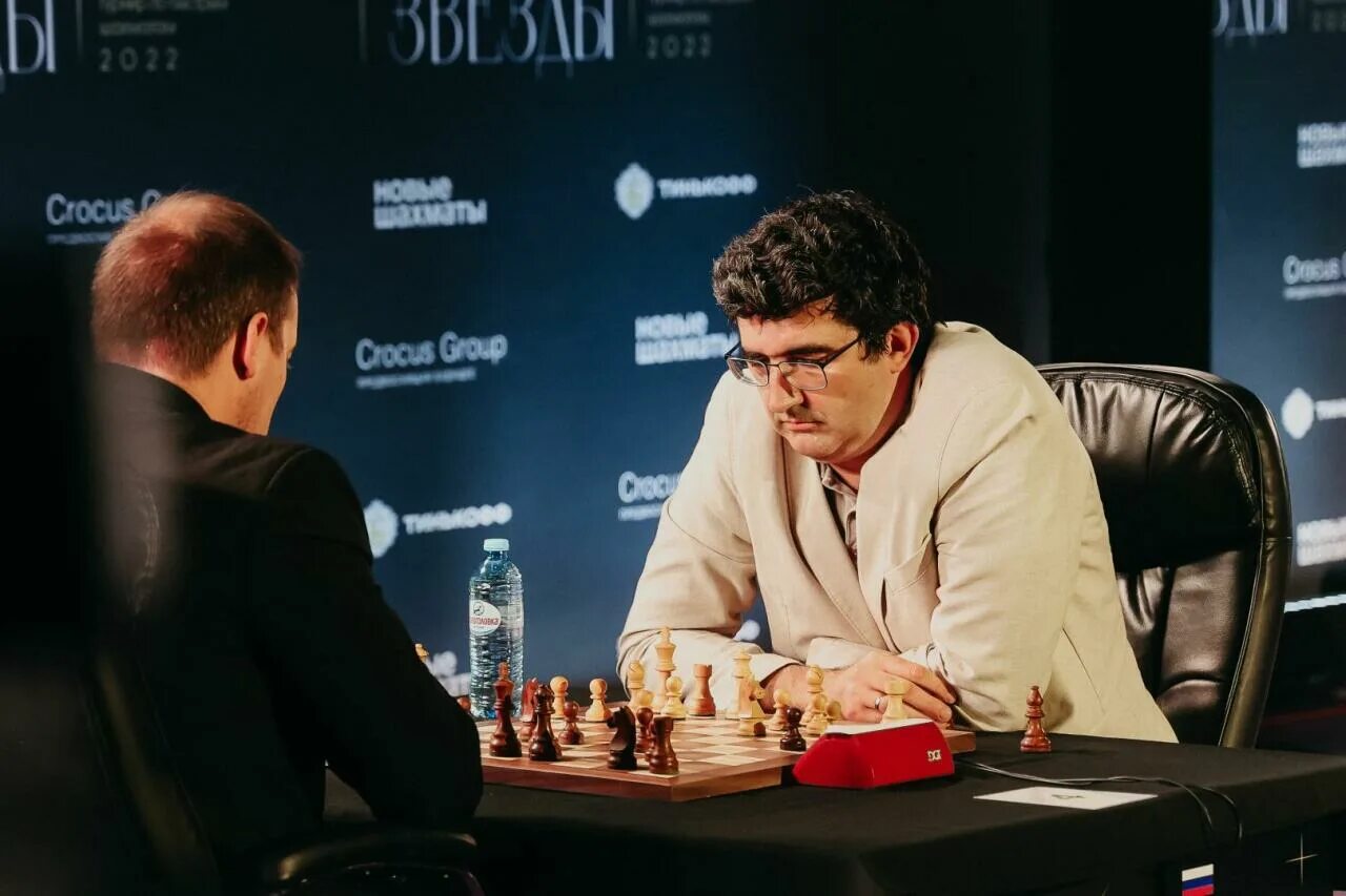 Магнус карлсен шахматы. Последний шахматист. Последний шахматист. Карякин карлсен 2021. Крамник политолог.