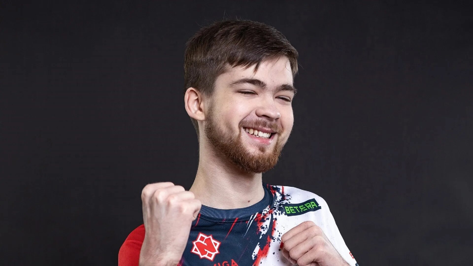 Игрок larl по dota 2. Игроки в доте 2. Киберспортсмены. Malr1ne. Malr1ne.