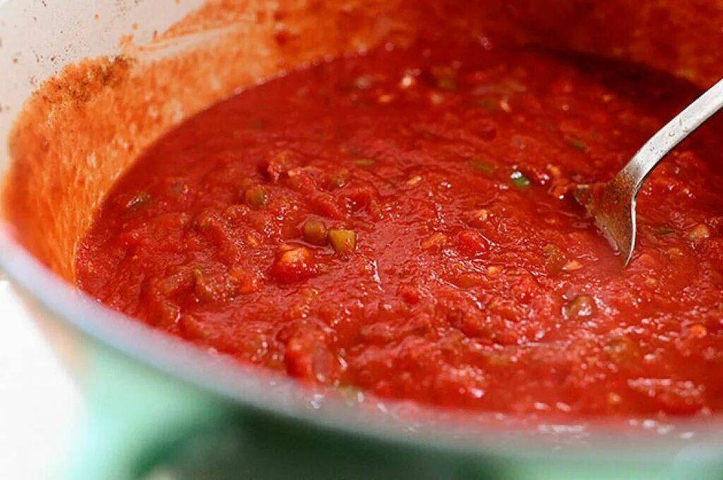 Паста с томатным соусом. Соус из помидор для макарон. Спагетти в томатном соусе. Томатный соус для пасты из томатной пасты.