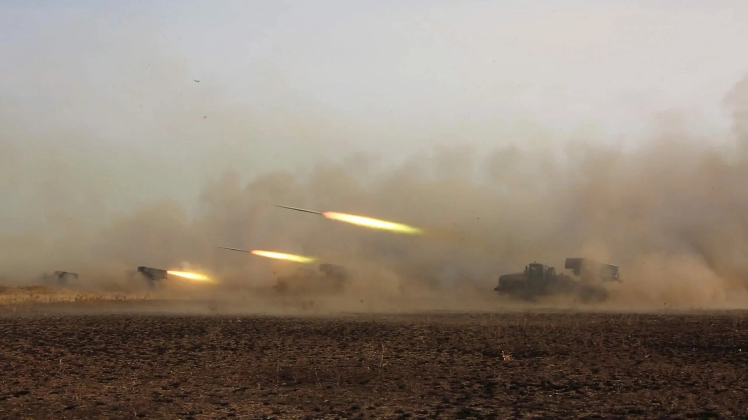 Рсзо торнадо-г. Рсзо 9к515 «торнадо-c». Бм-21 «торнадо». Рсзо торнадо 122 мм. Торнадо г огонь.