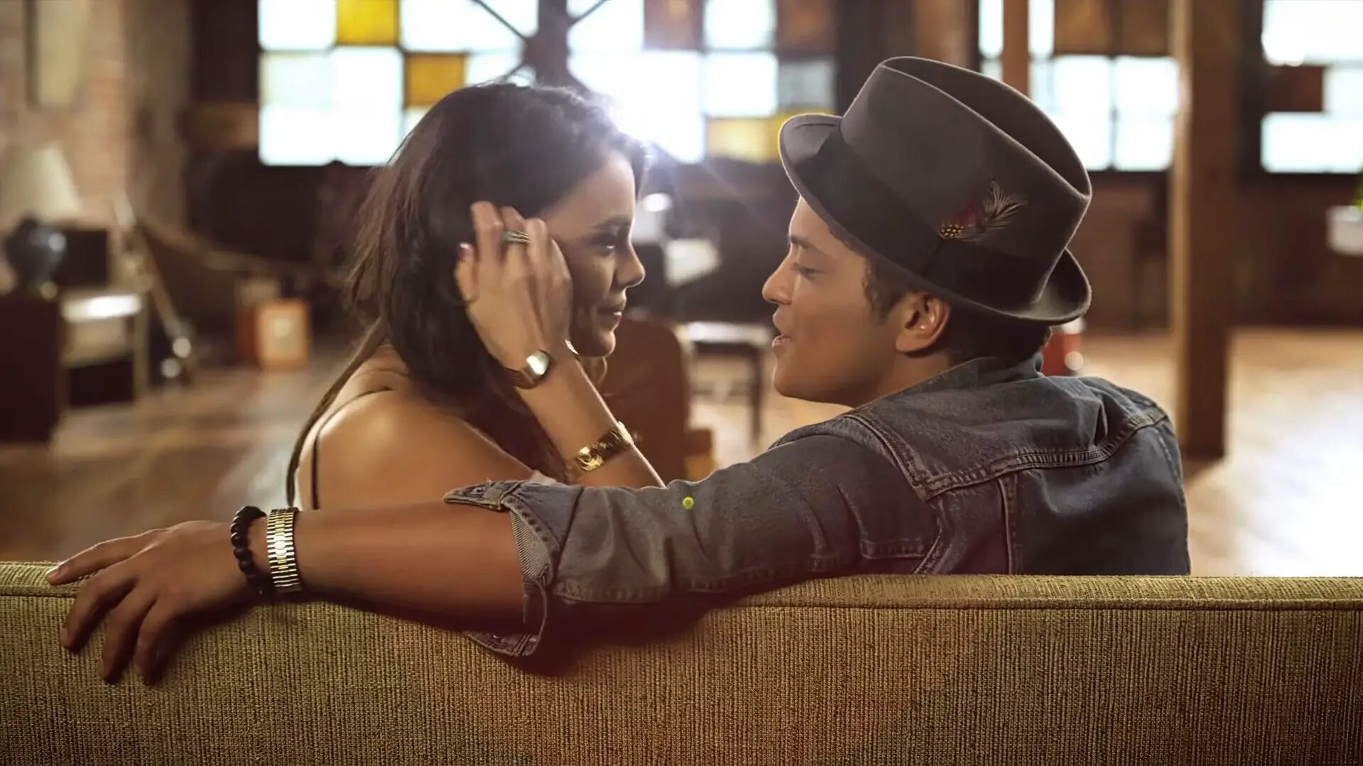 L like the way you kiss. Bruno Mars way.