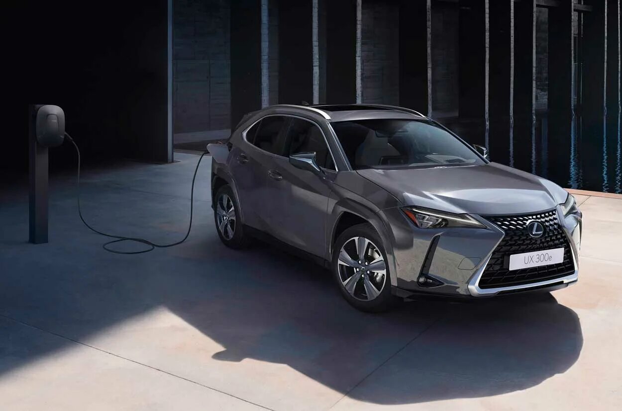 Лексус ux300. Лексус 2023. Lexus UX 300e. Лексус UX 2022. Лексус 2023 года купить